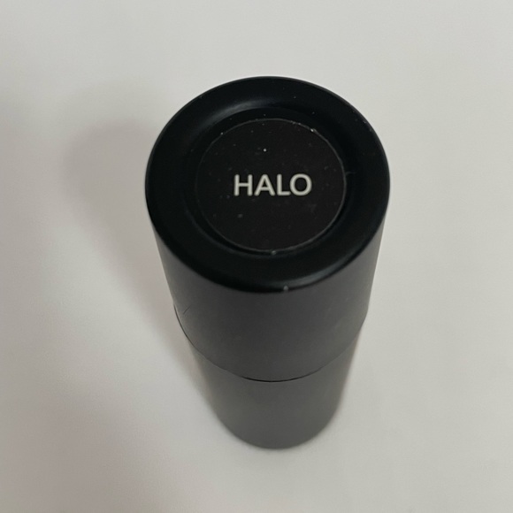 Laritzy Cosmetics LIGHT STIX HIGHLIGHTER STICK - HALO - Picture 3 of 6